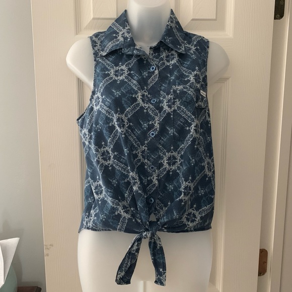 RVCA Tops - RVCA - Collared Button-Up Tank Top